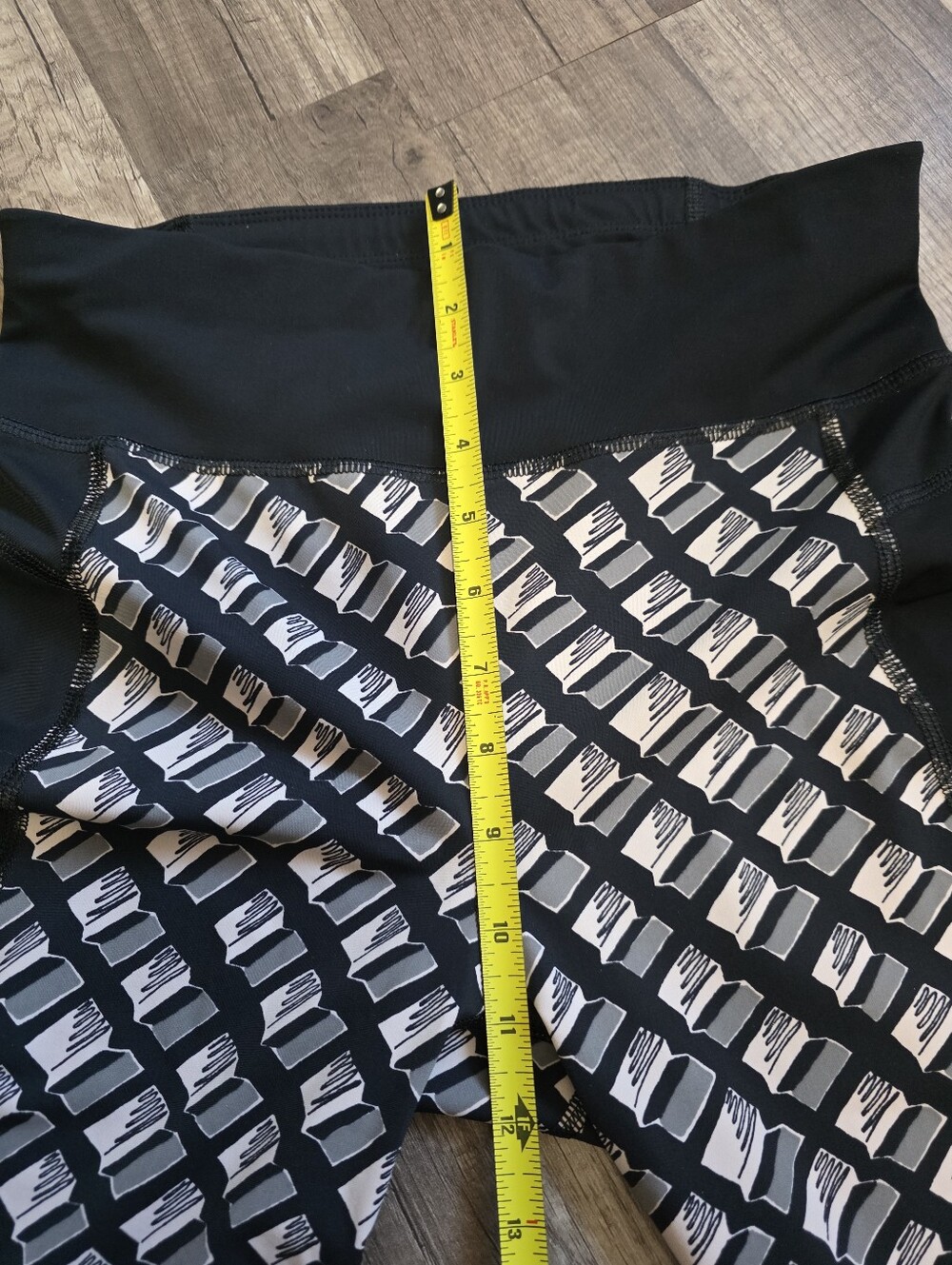 Sweaty Betty Zero Gravity Black White Patterned Athletic Leggings Yoga Lulu Alo - Picture 5 of 10